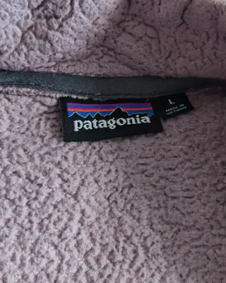 Chaqueta forro polar Patagonia morada