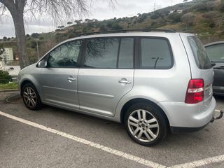 Volkswagen Touran 7 plazas 2.0 tdi