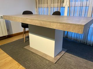 Mesa comedor extensible piedra y madera