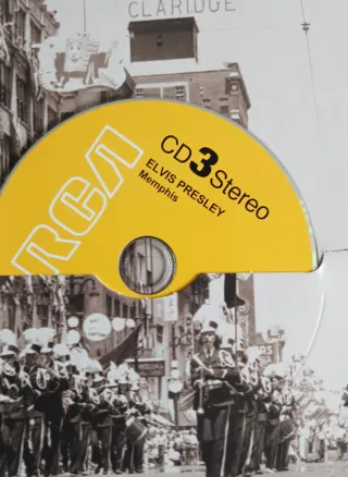 5CDs + librito Elvis Memphis box remasterizacion