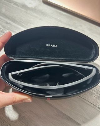 Gafas de sol Prada Negras y Grises