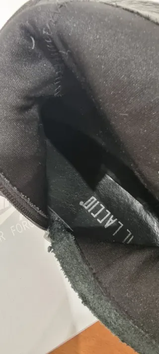 Stivaletti neri in pelle