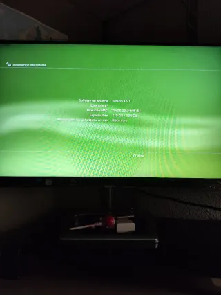 PS3 Super Slim 12 GB + SSD 256GB + 2 Mandos