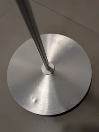 Lámpara de pie IKEA LERSTA + Bombilla LED