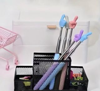 Punteros retráctiles con forma de mano