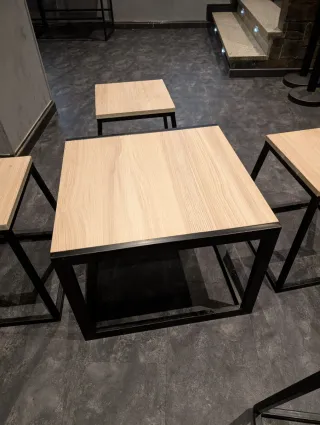 Juego 3 Mesa y 12 Banquetas Bar/Terraza