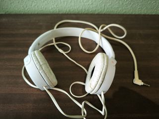 Auriculares Sony MDR-ZX110 Blancos