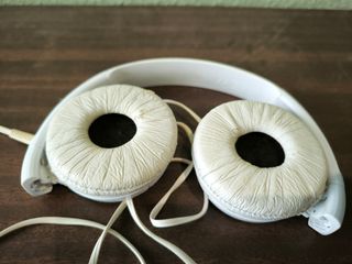 Auriculares Sony MDR-ZX110 Blancos