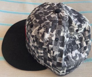 Gorra Nike Gris/Negra.