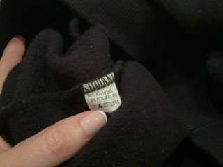 Sudadera negra con capucha talla M