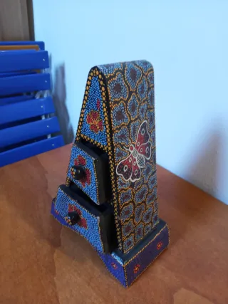 Mobiletto porta minuterie stile orientale