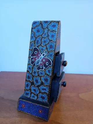 Mobiletto porta minuterie stile orientale