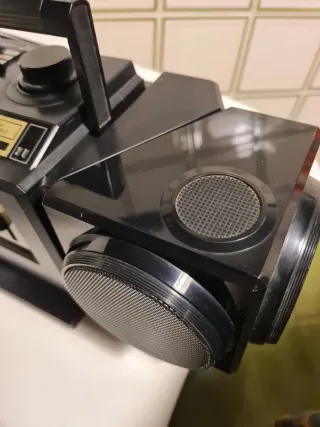 Radiocasete Akai PJ-15