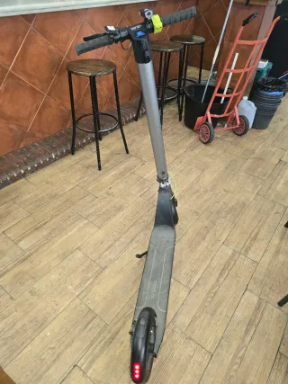 Patinete eléctrico Cecotec Bongo