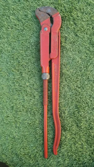 Llave de fontanero 48 Roja