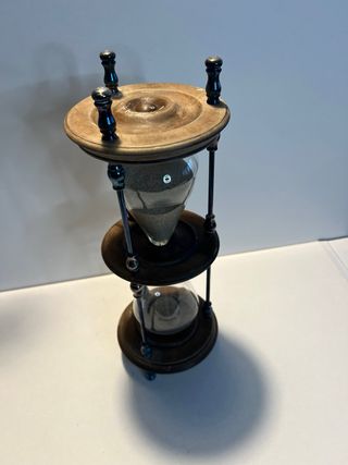 Antico Orologio a Sabbia