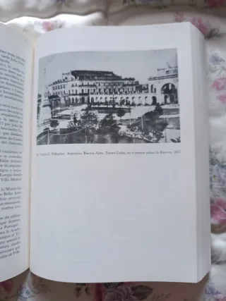 Arquitectura y Urbanismo En Iberoamerica (Manua...