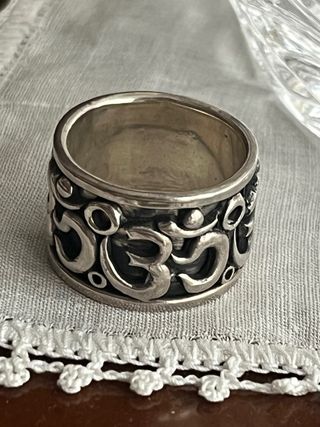 Anillo Plata925 Ohm Gira Antiestrés talla en foto