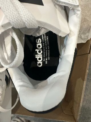 Zapatillas Adidas Blancas y Negras Talla 36