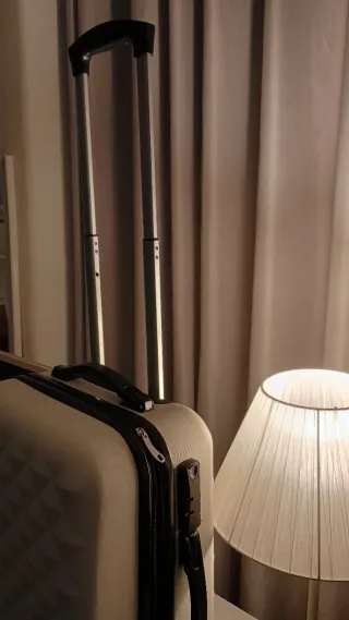 Valigia rigida 4 ruote 55cm