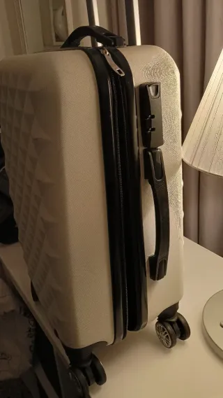 Valigia rigida 4 ruote 55cm