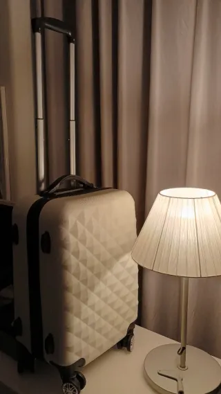 Valigia rigida 4 ruote 55cm