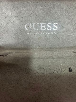 Estuche Gafas Guess by Marciano Negro