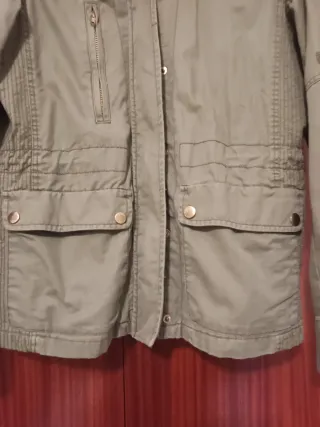 Chaqueta H&M Verde Militar Talla S