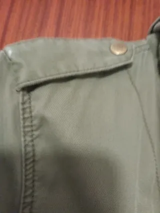 Chaqueta H&M Verde Militar Talla S