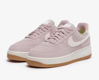Zapatillas Nike Air Force 1 Rosa y Blanco