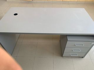 Muebles de oficina: Escritorio, archivador y armar