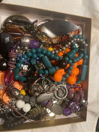 Collezione di collane varie