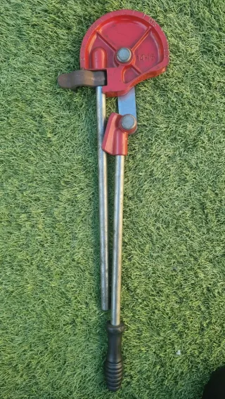 Doblador de tubos 14-16