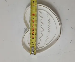 Tagliabiscotti a forma di angelo e cuore