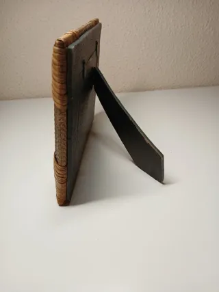 Marco de fotos de ratán tejido