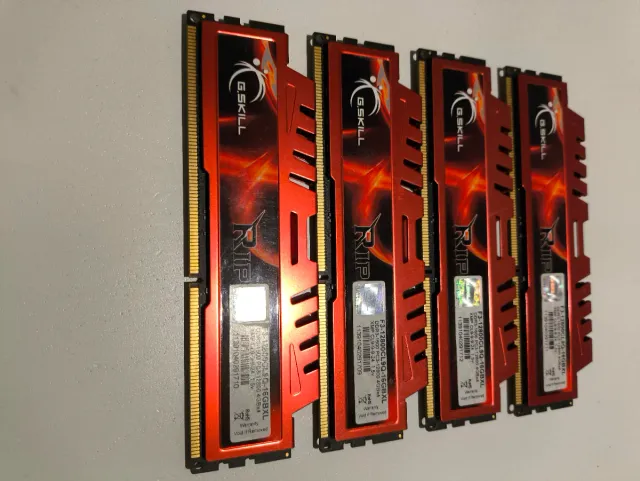 4x G.Skill DDR3 16GB (4x4GB) 1600MHz CL9
