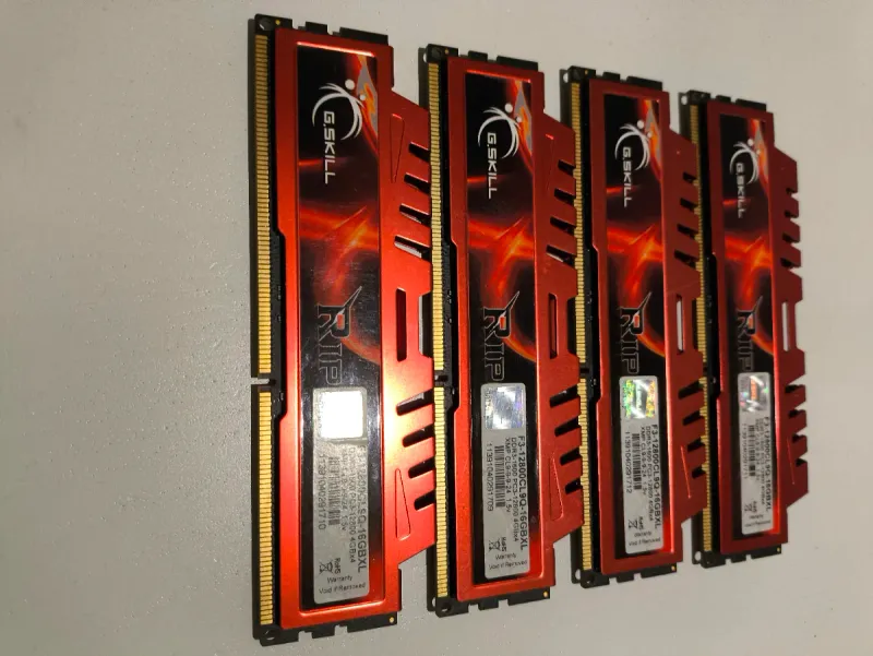 4x G.Skill DDR3 16GB (4x4GB) 1600MHz CL9