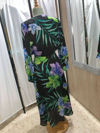 Vestido estampado floral negro