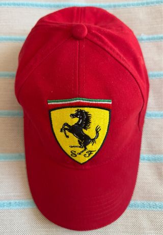 Gorra original Scuderia Ferrari.