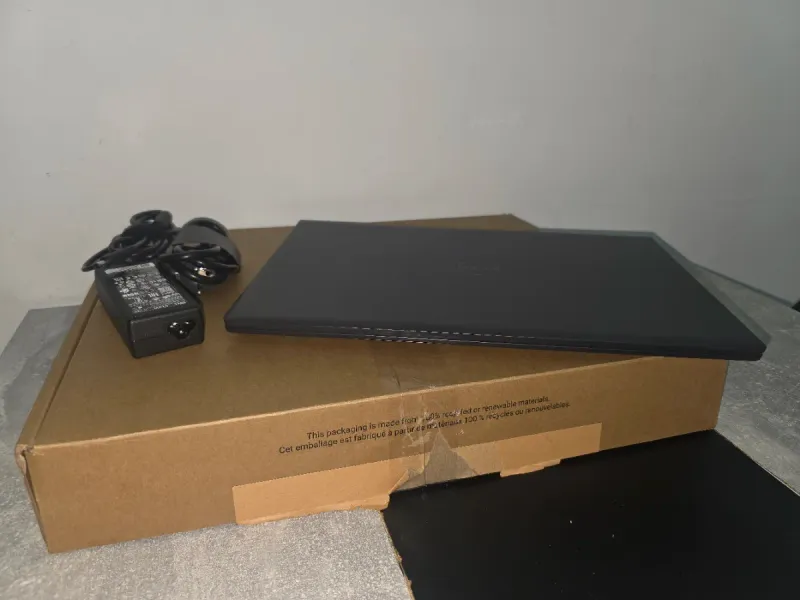 Portátil Dell Negro afbeelding 2