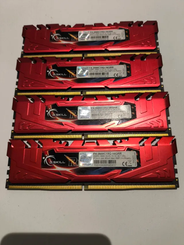 4x G.Skill DDR4 2666MHz 16GB (4x4GB) Roja