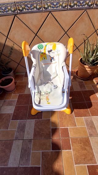 Trona reclinable acolchada +6m