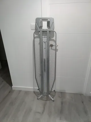 Tabla de planchar plegable