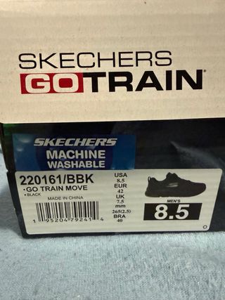 Zapatillas Skechers Negras y Marrones