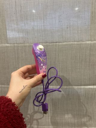 Nintendo Wii + 4 mandos + cables + Sensor Bar