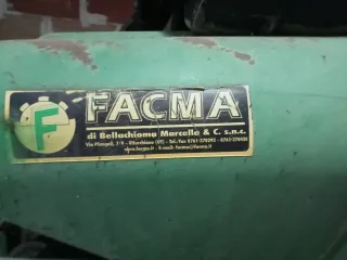 Máquina aspiradora aceitunas y almendras