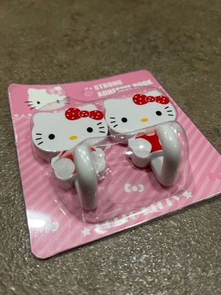 Set 2 Ganci Adesivi Hello Kitty