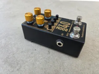 Tsakalis Room #40 Pedal de Guitarra