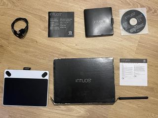 Tableta Gráfica Wacom Intuos Pen Small Blanca