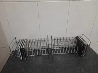 2 Soportes metálicos para 20 CDs cada uno